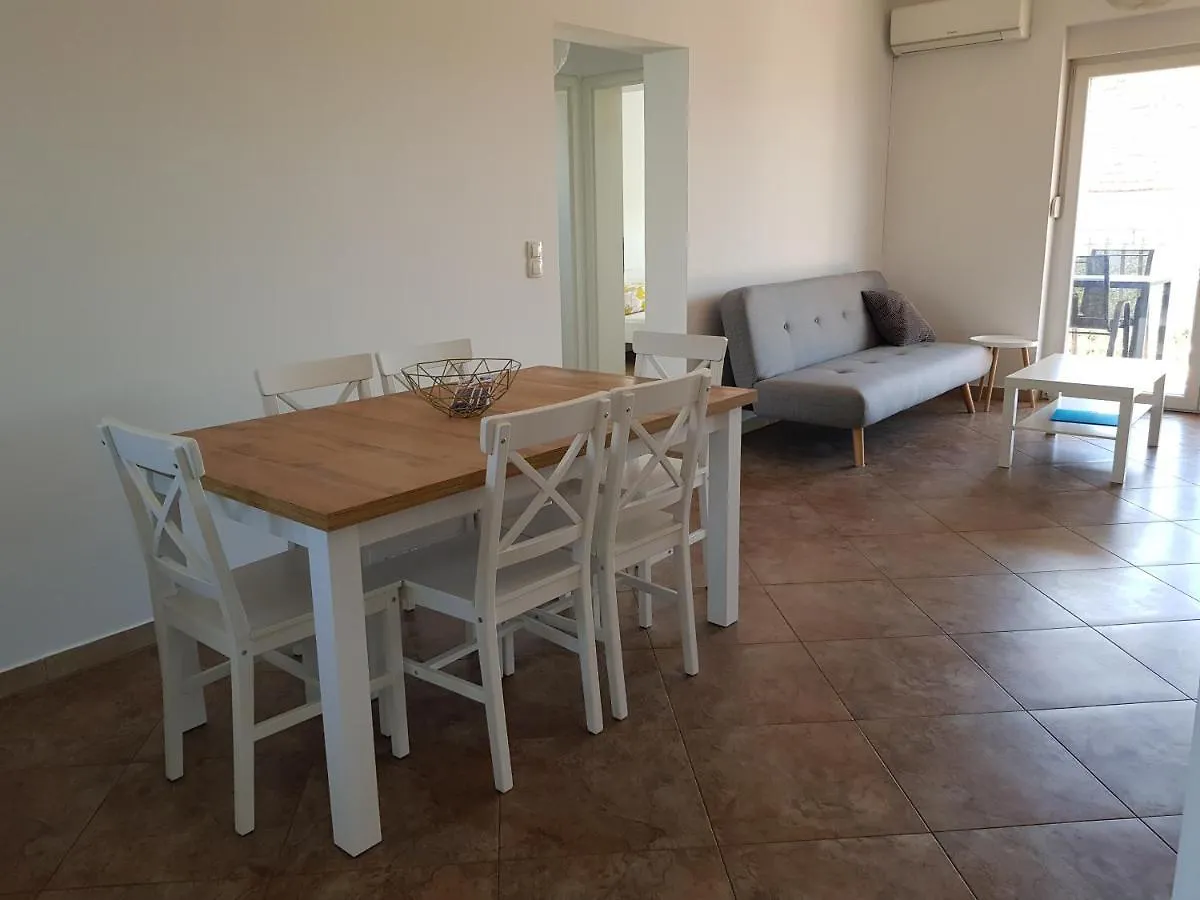 Vila Mila Apartments Sukosan Croatia